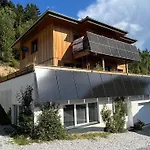 Mountain Retreat * Fließ