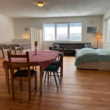 Apartment Mountain Retreat *